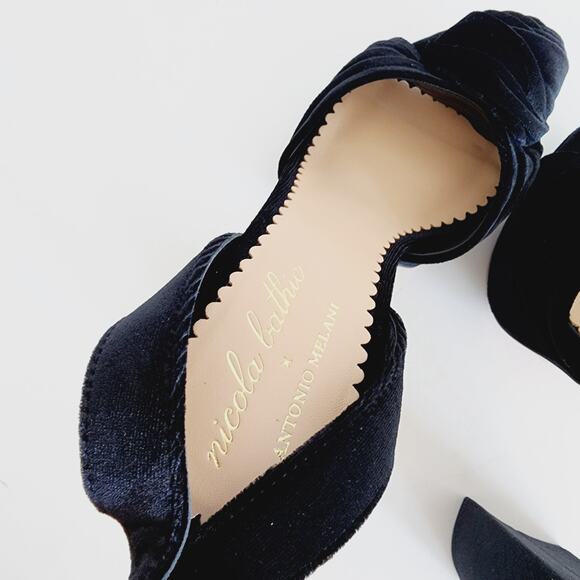 Antonio Melani Black Velvet Open Toe Platform Sandals Heels Rose Accent Size 9 - Picture 8 of 12